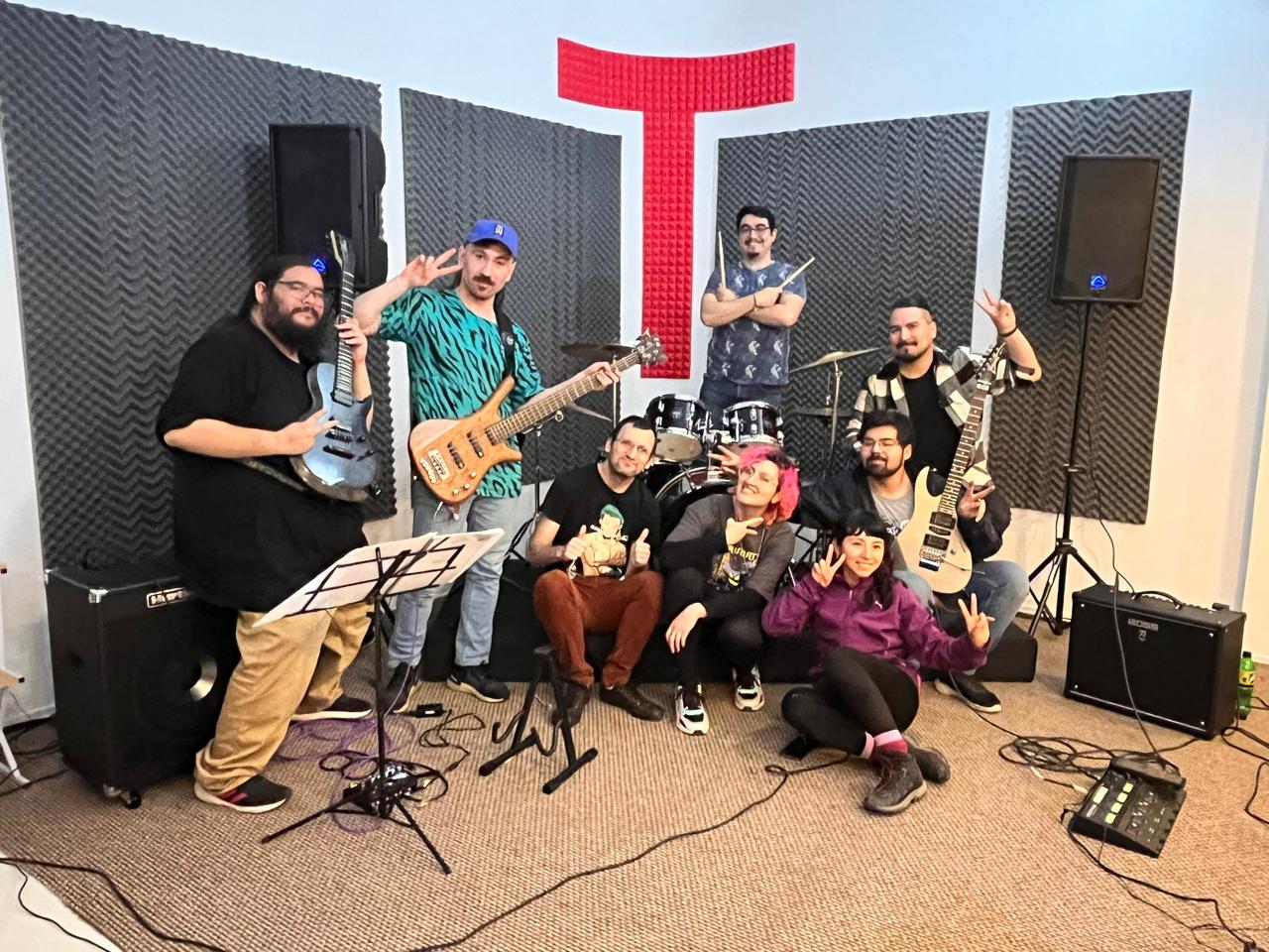 Banda Animixtape